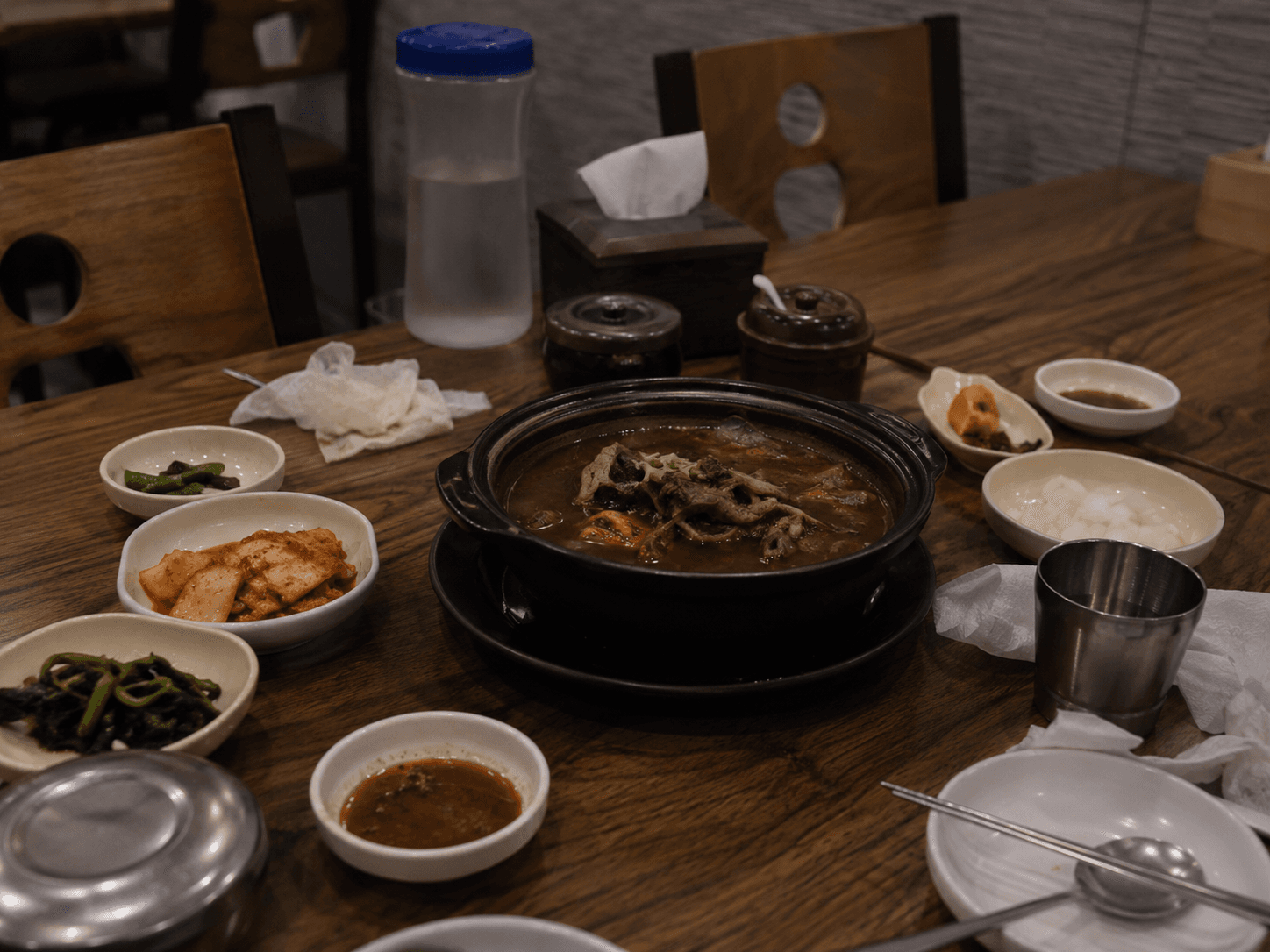 사진은 있는데, 손이 안 간다.